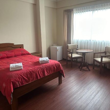 Hotel Oblitas Cochabamba Exteriör bild