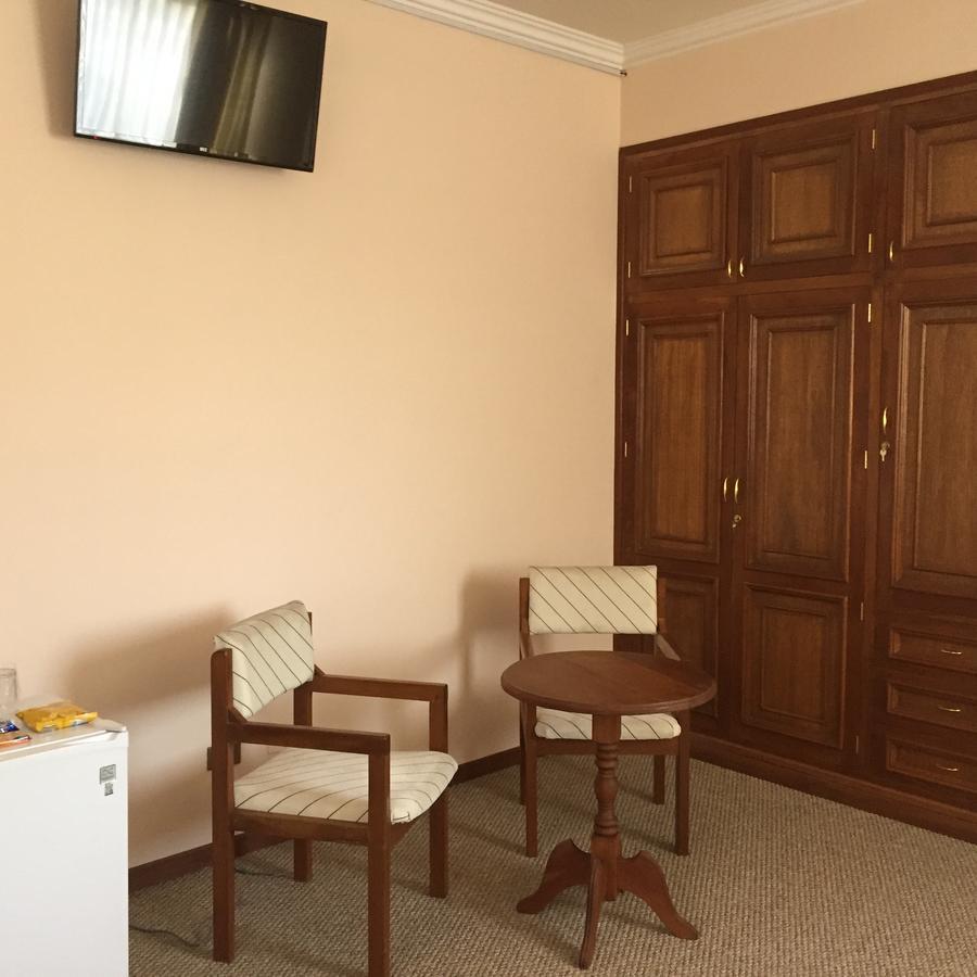 Hotel Oblitas Cochabamba Exteriör bild