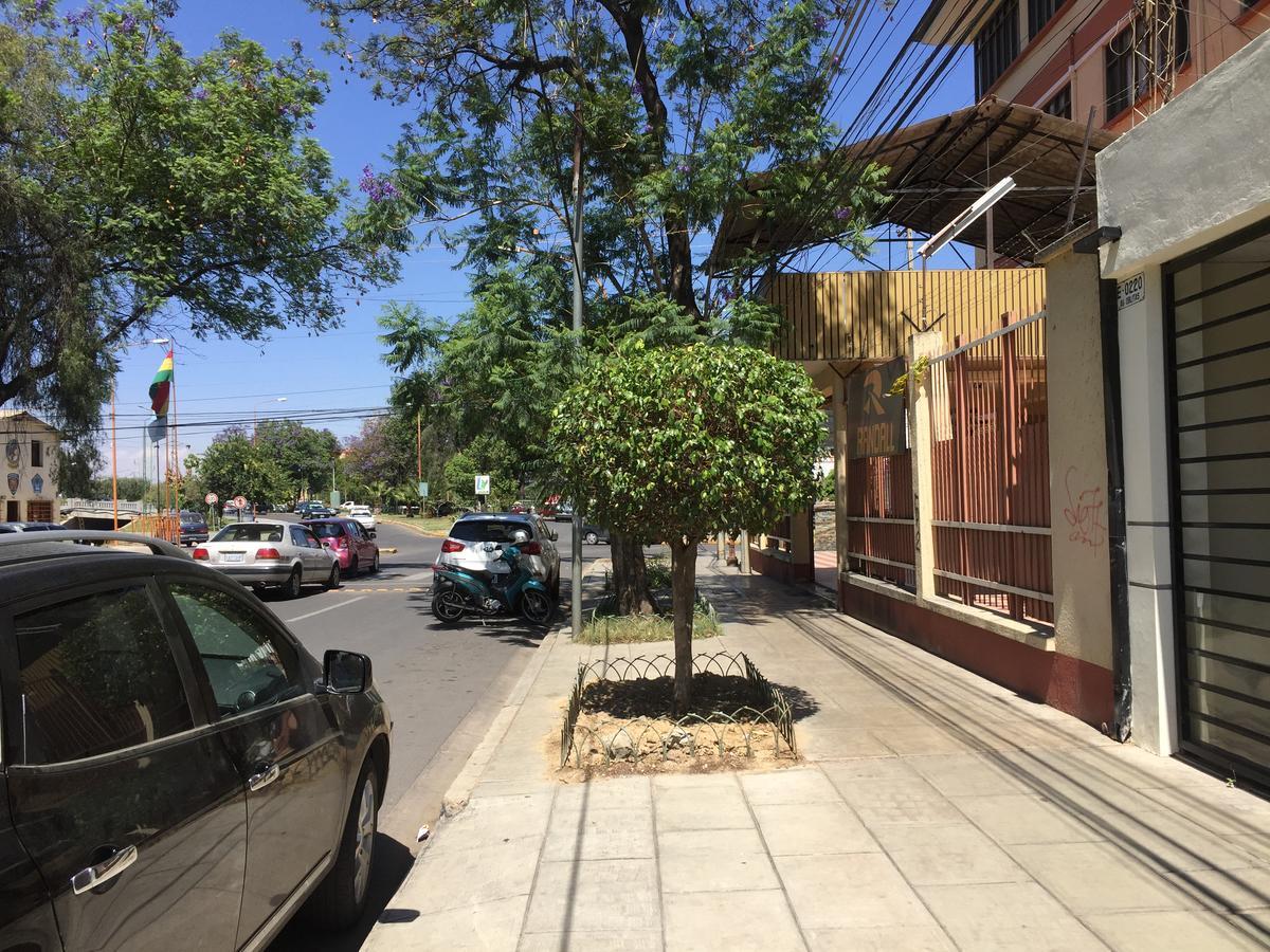 Hotel Oblitas Cochabamba Exteriör bild